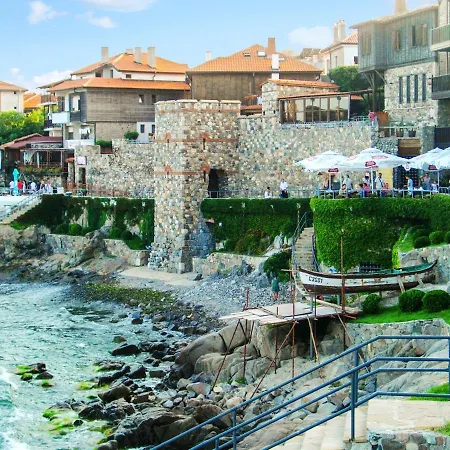 Appartement Comfortable In 65 M² Shared Pool Slantchev Briag