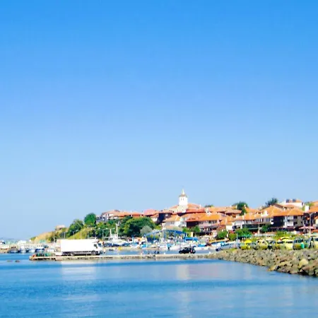 Apartment Comfortable In 65 M² Shared Pool *