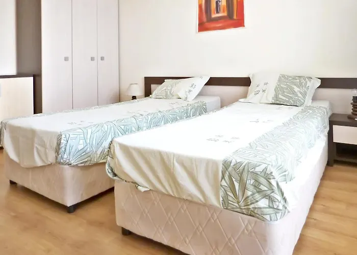 Comfortable In 65 M² Shared Pool *